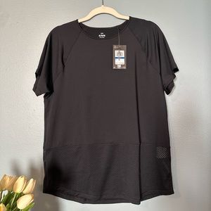 SALE🚨 Under Armour Mesh Top